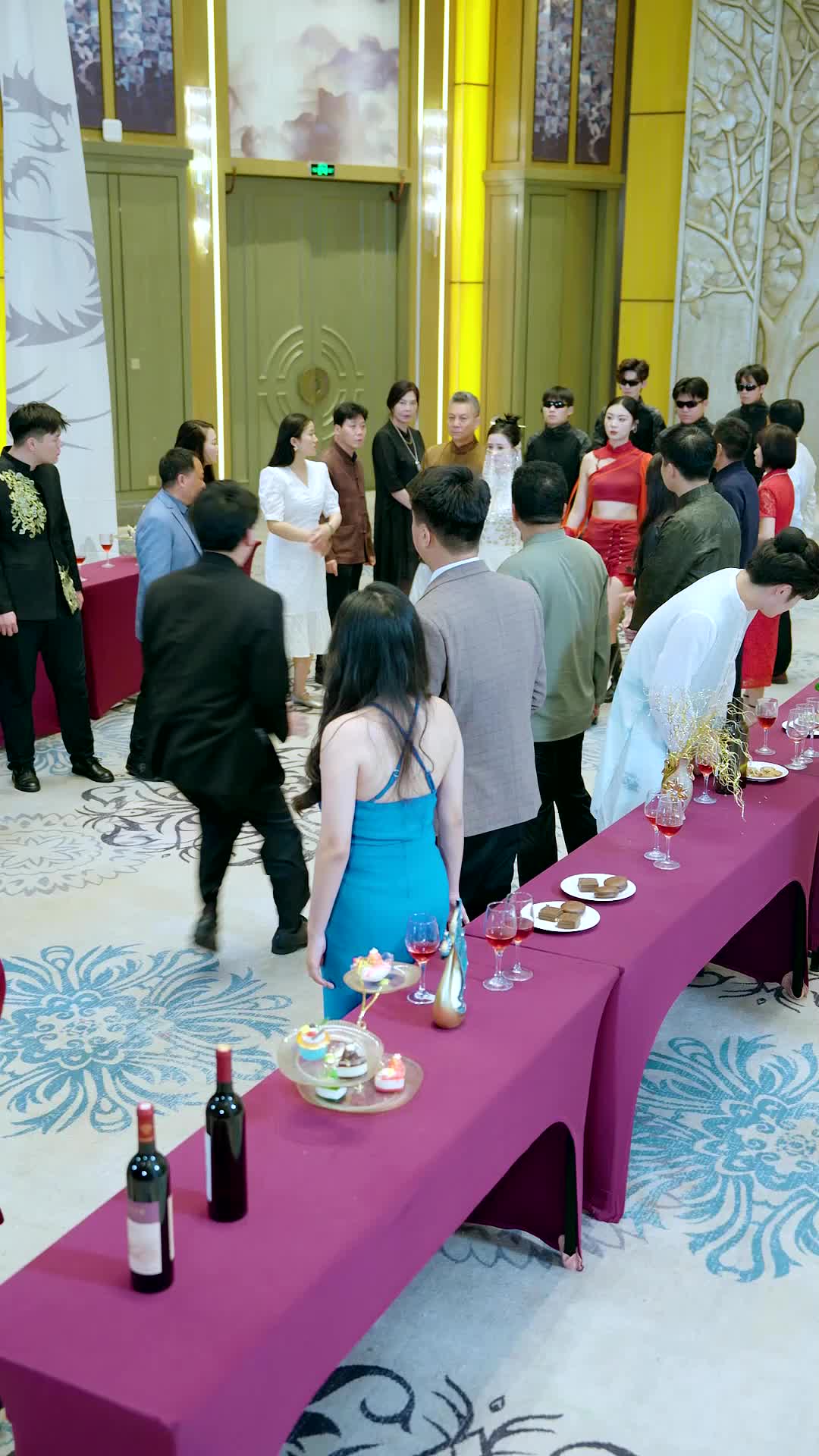 Épisode 24 - Trois Aiguilles pour la Sirène: Le Guérisseur Suprême